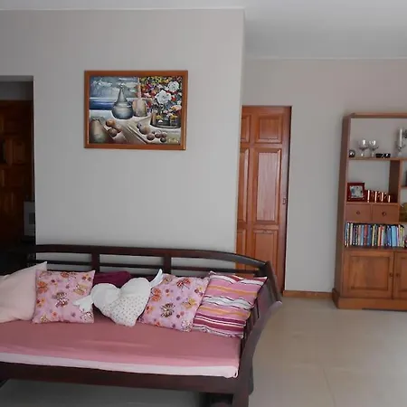 Moon In The Garden Lejlighed