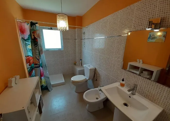 Moon In The Garden דירה